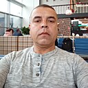 Адхам, 51 год