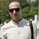 Миша, 32 года