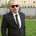 Hause, 33 года