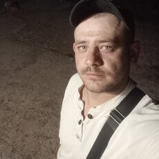 Фотография мужчины Макс, 28 лет из г. Кривой Рог