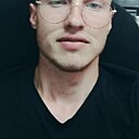 Влад, 24 года
