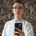 Макс, 20 лет