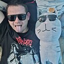 Усикикакукота, 30 лет