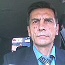 Виктор, 61 год