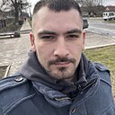 Azar, 32 года