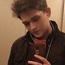 Макс, 24 года