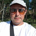 Илхом, 45 лет