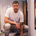 Buks Bunny, 32 года