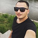 Илья, 32 года