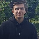 Максим, 22 года