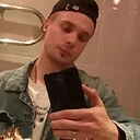 Артур, 26 лет