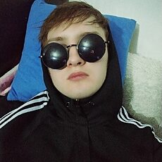 Фотография мужчины Влад, 20 лет из г. Караганда