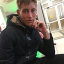 Максим, 22 года