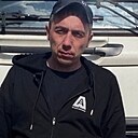 Макс, 42 года