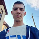 Максим, 25 лет