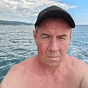 Рустам, 42 года