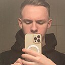 Виктор, 25 лет