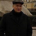 Миша, 63 года