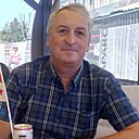 Виктор, 61 год