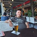 Gari, 42 года