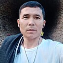 Макс, 33 года