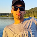 Максим, 22 года