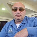 Роберт, 53 года