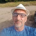 Оганнес, 51 год