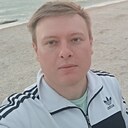 Михаил, 33 года