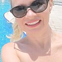 Любовь, 44 года