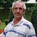 Миша, 62 года