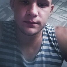 Фотография мужчины Илья, 19 лет из г. Буда-Кошелево
