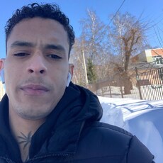 Фотография мужчины Усмани Карксис, 24 года из г. Казань