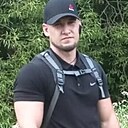 Олег, 33 года