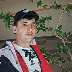 Фотография мужчины Шокир, 23 года из г. Уссурийск