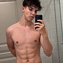 Максим, 20 лет