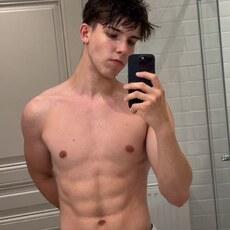 Фотография мужчины Максим, 20 лет из г. Змеиногорск