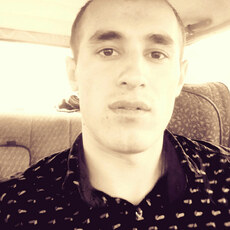 Фотография мужчины Макс, 26 лет из г. Усть-Каменогорск