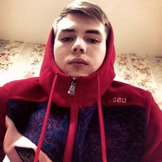 Фотография мужчины Денис, 20 лет из г. Кудымкар