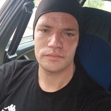 Фотография мужчины Влад, 28 лет из г. Старобельск