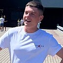 Артем, 23 года