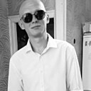 Макс, 24 года