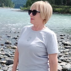 Фотография девушки Надежда, 63 года из г. Омск
