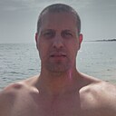 Максим, 44 года