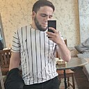 Dinis, 22 года