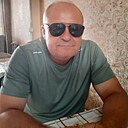 Анатолий, 61 год