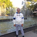 Серый, 49 лет