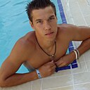 Павел, 32 года