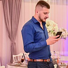 Фотография мужчины Razvan, 29 лет из г. Constanța