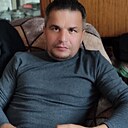 Макс, 44 года